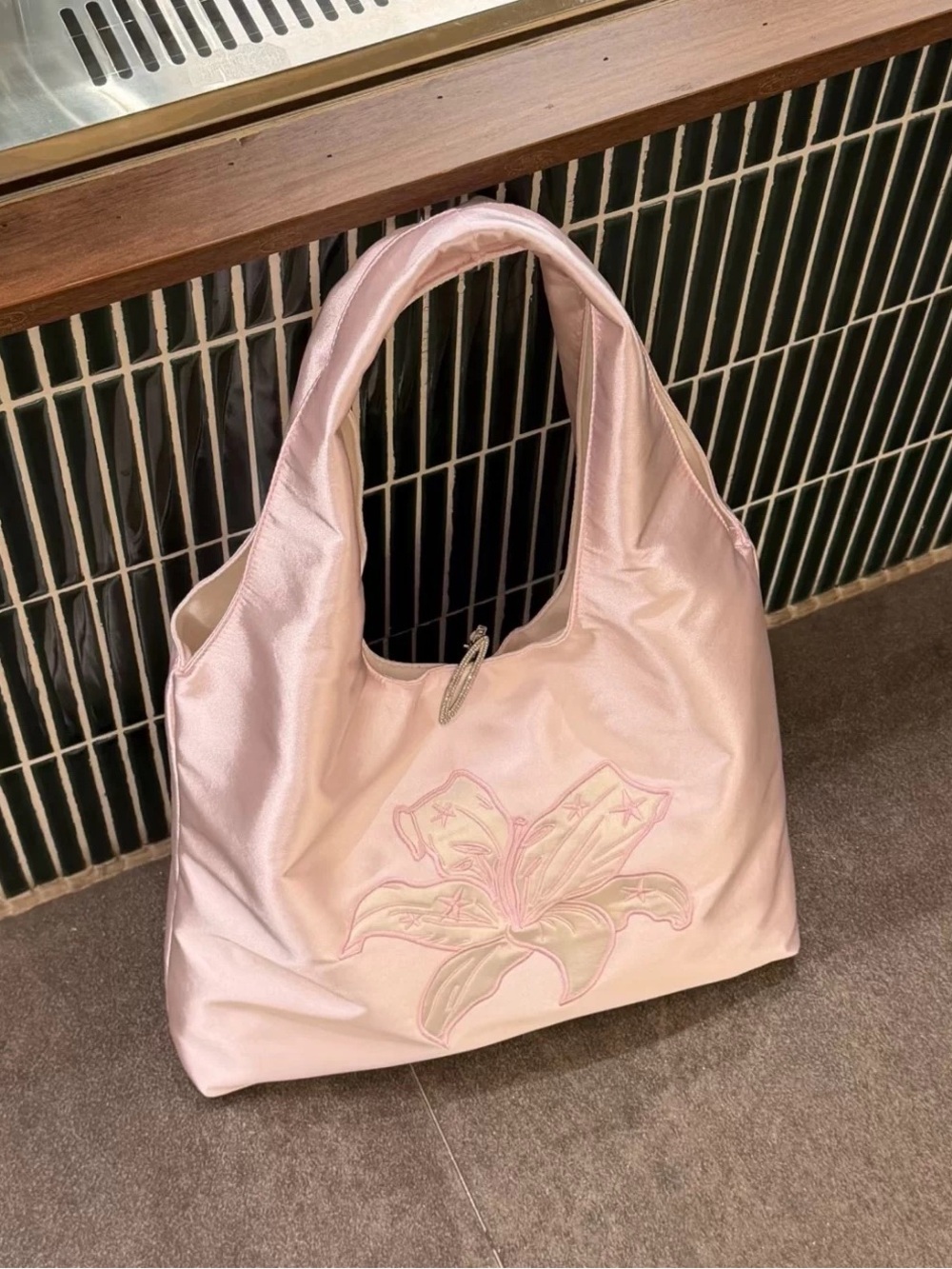 Pink Floral Embroidered Shoulder Tote